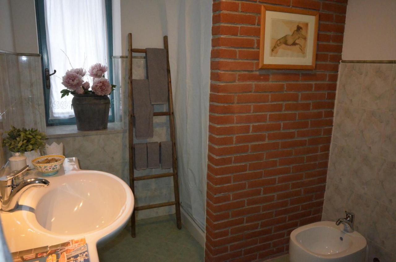 Tenuta Ajrale Bed & Breakfast